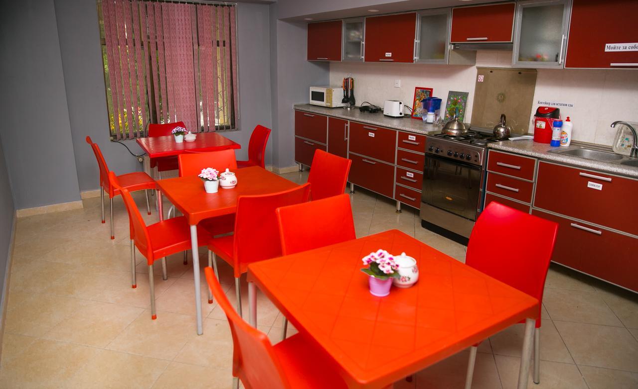 Highland Park Hostel Баку Екстериор снимка