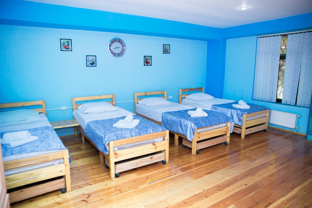 Highland Park Hostel Баку Екстериор снимка