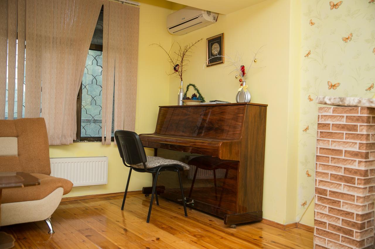 Highland Park Hostel Баку Екстериор снимка