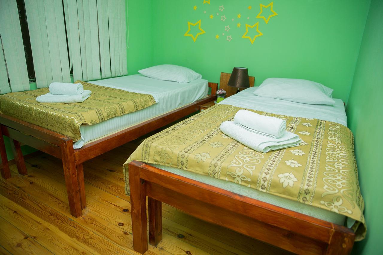 Highland Park Hostel Баку Екстериор снимка
