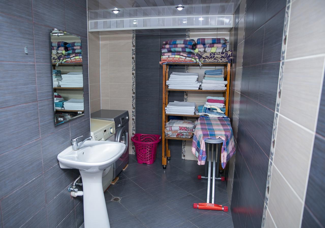 Highland Park Hostel Баку Екстериор снимка