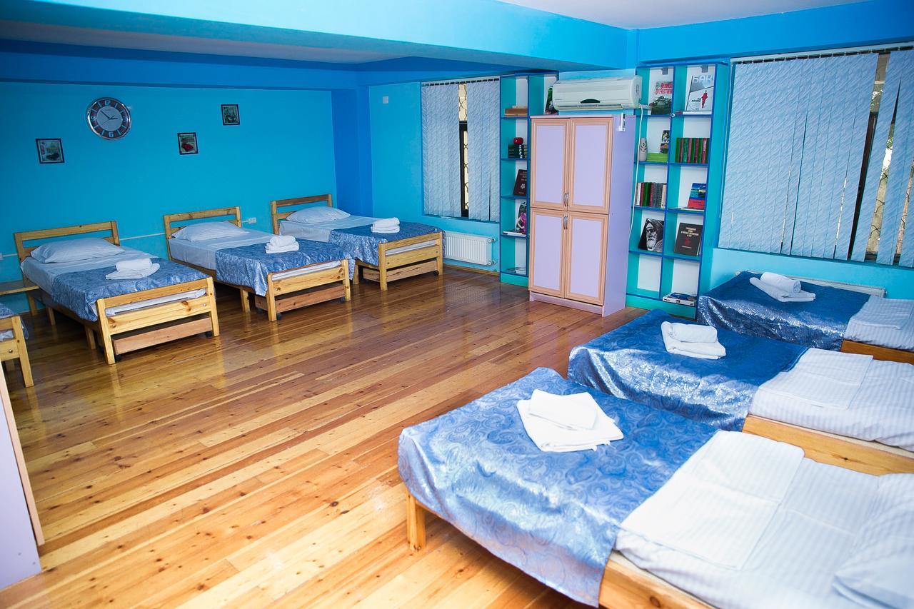 Highland Park Hostel Баку Екстериор снимка