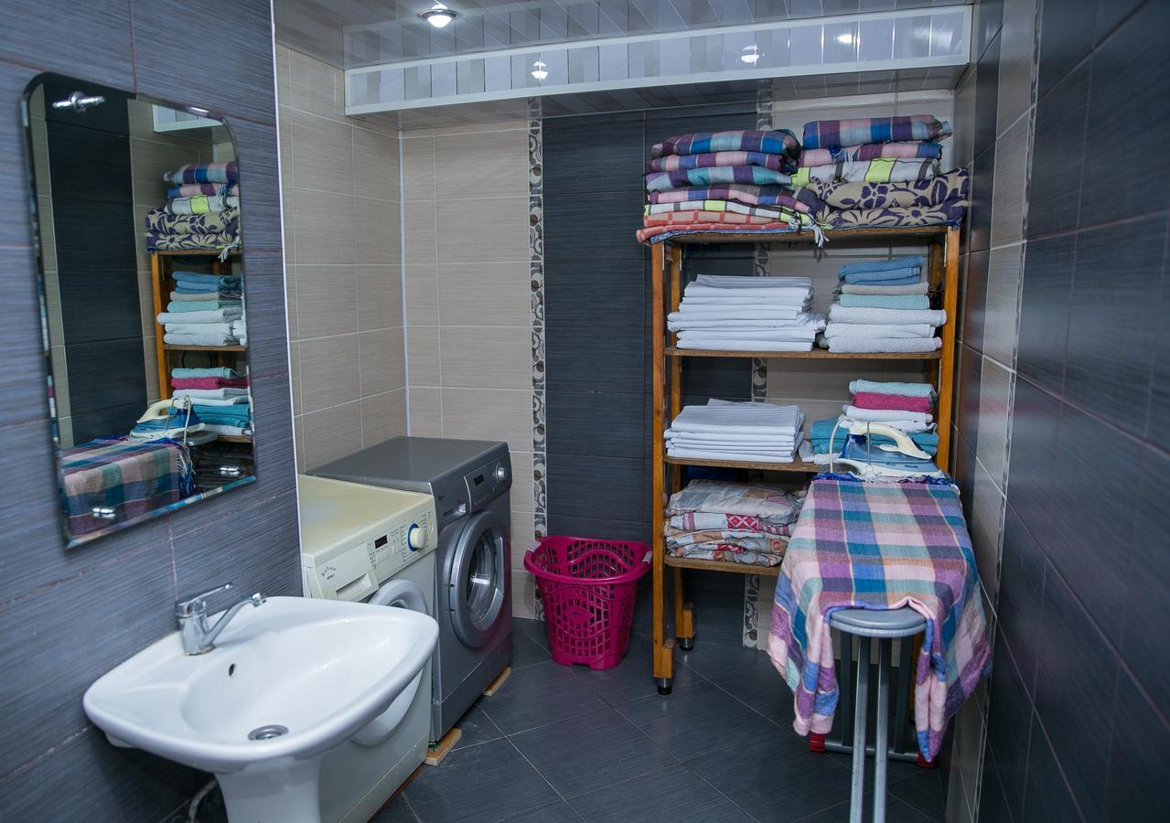 Highland Park Hostel Баку Екстериор снимка