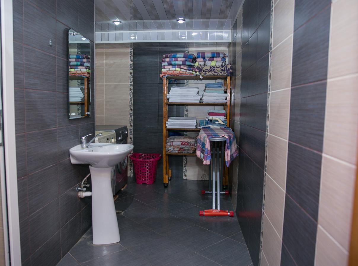 Highland Park Hostel Баку Екстериор снимка